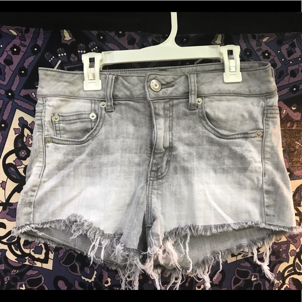 American Eagle cut off gray denim shorts